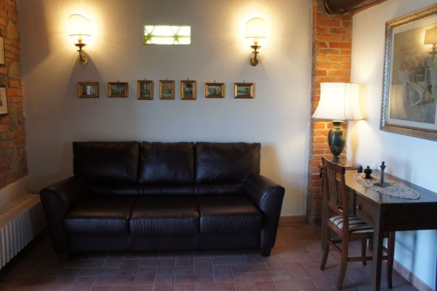 fienile sopra divano